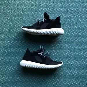 Adidas Original Tubular Defiant Size 9